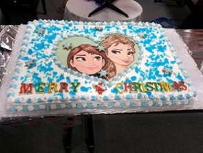 お母さんたち手作りのケーキ